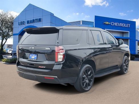 Used 2022 Chevrolet Tahoe RST w/ Luxury Package image 3