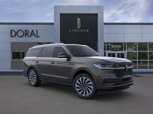 New 2025 Lincoln Navigator Black Label image 7