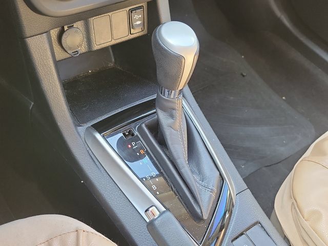 Used 2016 Toyota Corolla LE FWD image 30