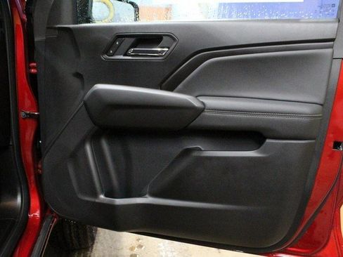 New 2026 GMC Canyon Elevation w/ Convenience Package image 9