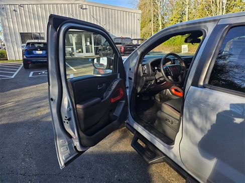 New 2026 Nissan Frontier PRO-4X w/ Pro-4x Convenience Package image 17