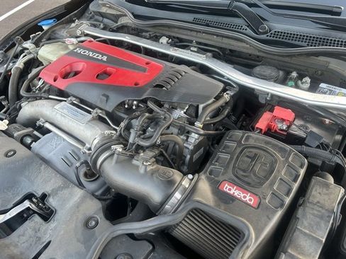 Used 2018 Honda Civic Type R image 18