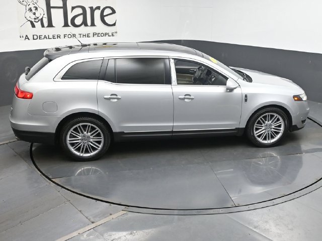 Used 2019 Lincoln MKT AWD image 49