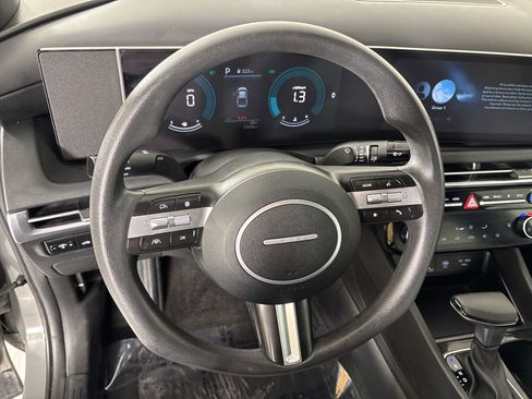 Used 2025 Hyundai Santa Cruz SEL image 19