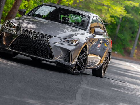 Used 2017 Lexus IS 200t F Sport w/ F Sport Package RWD image 21