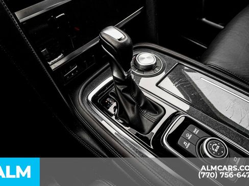 Used 2024 Nissan Armada SL w/ Midnight Edition Package image 48