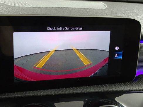 Used 2019 Mercedes-Benz A 220 w/ Premium Package image 8