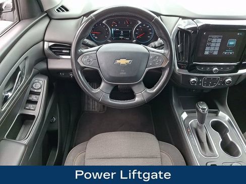 Used 2019 Chevrolet Traverse LT AWD/4WD image 3