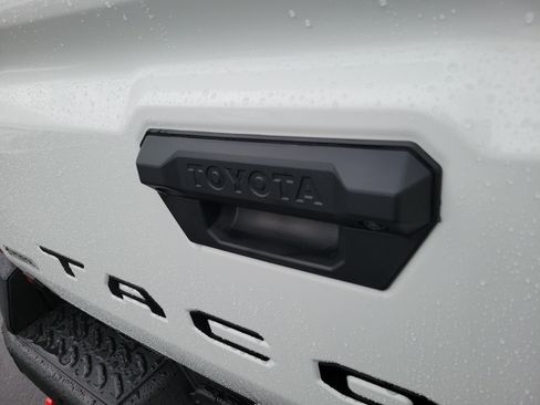 New 2026 Toyota Tacoma 4x4 Double Cab Hybrid image 6