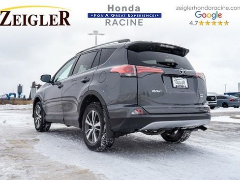 Used 2018 Toyota RAV4 XLE image 5