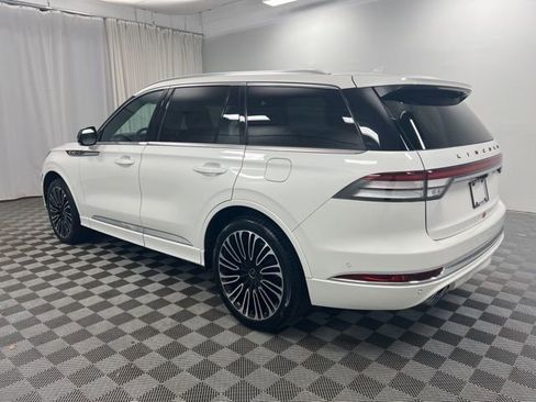 Certified 2023 Lincoln Aviator Black Label w/ Class IV Trailer Tow Package image 8