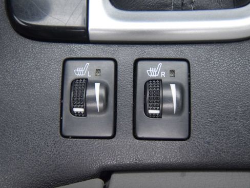 Used 2015 Toyota Highlander XLE AWD/4WD image 35