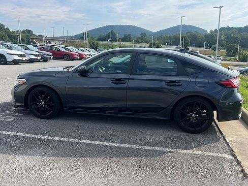Used 2025 Honda Civic Sport image 2