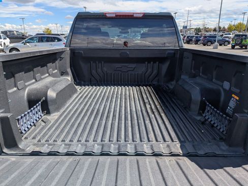 Used 2025 Chevrolet Silverado 1500 LT image 35