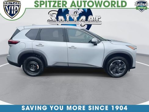 Used 2025 Nissan Rogue SV AWD/4WD image 10
