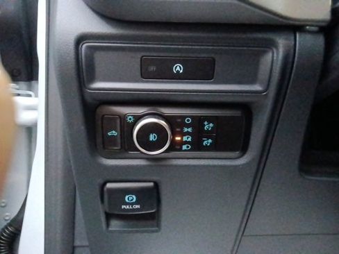 New 2025 Ford F150 XLT w/ Equipment Group 301A Standard image 16