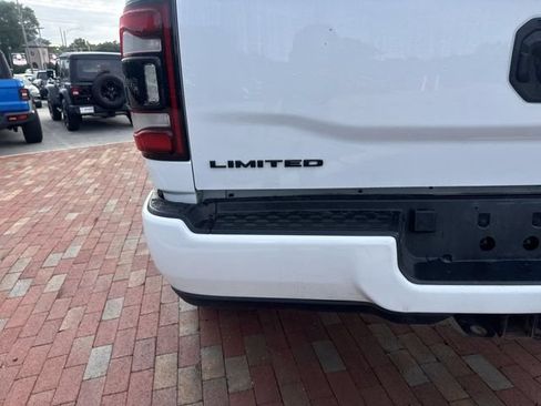 Used 2022 RAM 2500 Limited AWD/4WD image 8