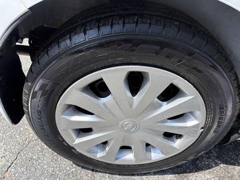 Used 2015 Nissan Versa Note SV image 15