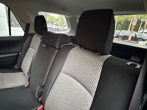 Used 2019 Toyota 4Runner SR5 AWD/4WD image 34