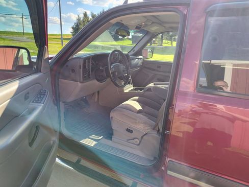 Used 2006 Chevrolet Avalanche Z71 w/ Sun And Sound Package AWD/4WD image 5