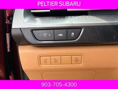 Used 2024 Kia Carnival LX image 7