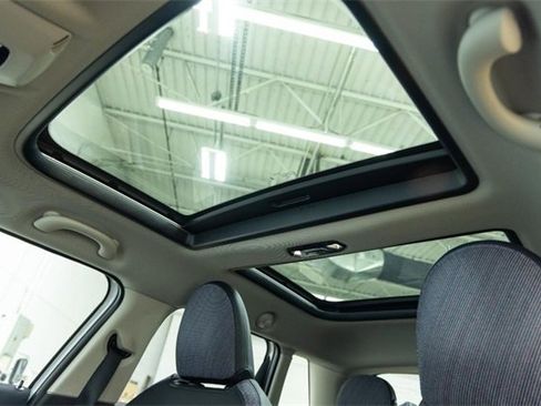 Certified 2025 MINI Cooper S image 15