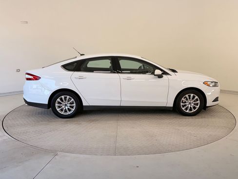 Used 2015 Ford Fusion S image 8