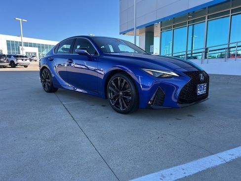 Used 2025 Lexus IS 350 F Sport image 4