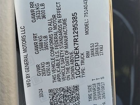 Used 2024 Chevrolet Colorado Z71 w/ Z71 Convenience Package 2 image 29