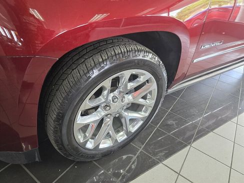 Used 2019 GMC Yukon Denali w/ Denali Ultimate Package image 41