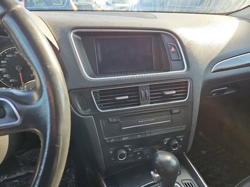 Used 2011 Audi Q5 2.0T Premium Plus image 12