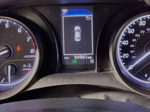 Used 2023 Toyota Camry SE image 22