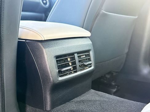 Used 2022 Lexus IS 350 F Sport image 33