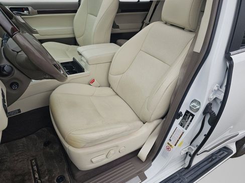 Used 2018 Lexus GX 460 Luxury w/ Preferred Accessory Package AWD/4WD image 6