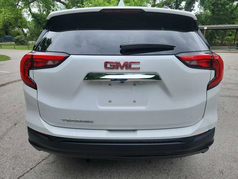 Used 2019 GMC Terrain SLE w/ Driver Convenience Package FWD image 6