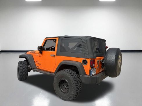 Used 2012 Jeep Wrangler Sport AWD/4WD image 2