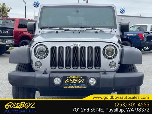 Used 2014 Jeep Wrangler Unlimited Sport AWD/4WD image 9