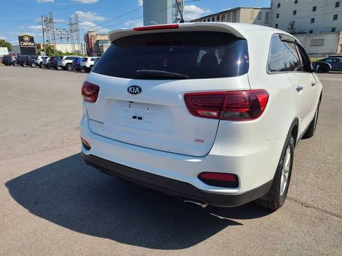 Used 2020 Kia Sorento LX AWD/4WD image 8