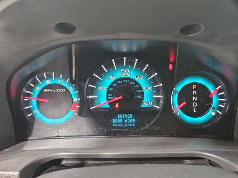 Used 2010 Ford Fusion SE image 16