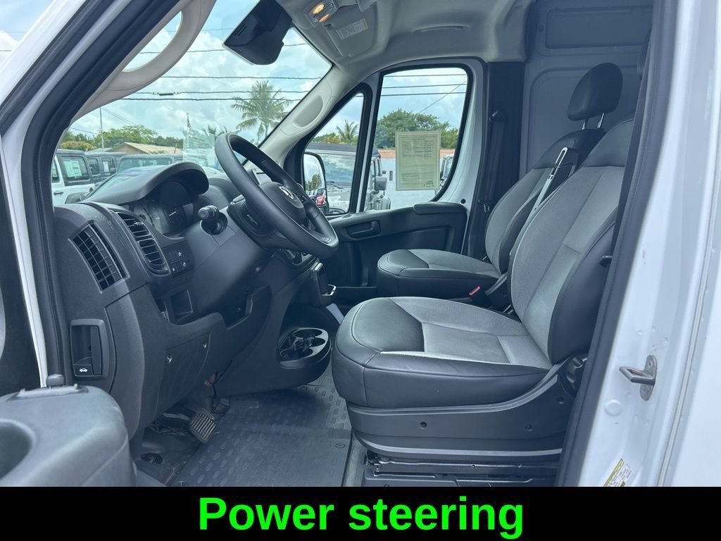 Used 2025 RAM ProMaster 2500 w/ Convenience Group FWD image 11