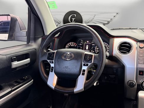 Used 2020 Toyota Tundra SR5 w/ SR5 Convenience Package image 12