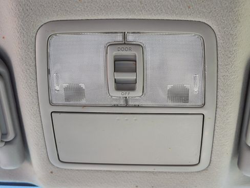 Used 2009 Toyota RAV4 4WD image 28