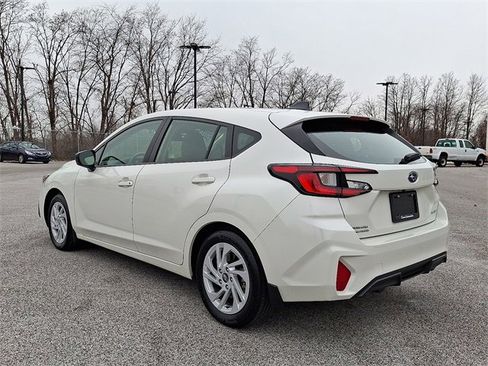 Used 2024 Subaru Impreza 2.0i image 7