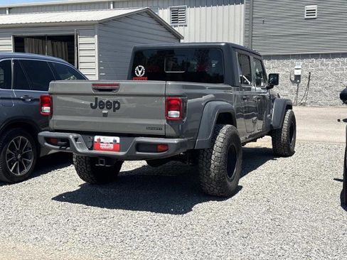 Used 2020 Jeep Gladiator Sport w/ Quick Order Package 24S AWD/4WD image 4