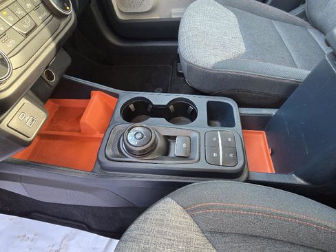 Used 2022 Ford Maverick XLT image 11