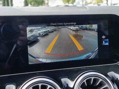 Used 2021 Mercedes-Benz GLA 250 image 24