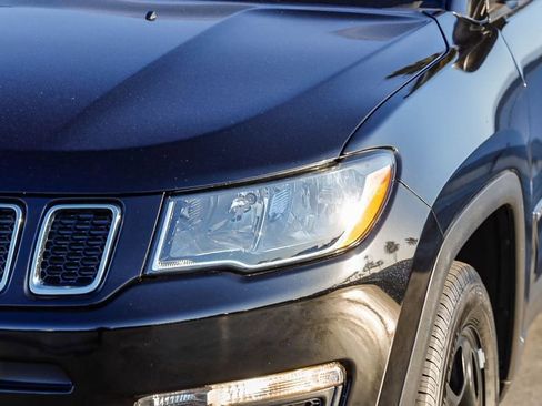 Used 2021 Jeep Compass Sport FWD image 5