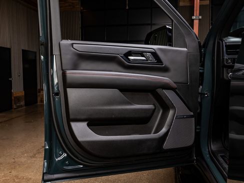 Used 2026 GMC Yukon AT4 Ultimate image 37