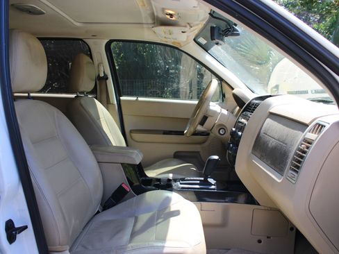 Used 2008 Ford Escape Limited image 8