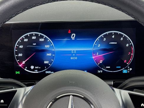 Used 2025 Mercedes-Benz GLA 250 4MATIC image 19